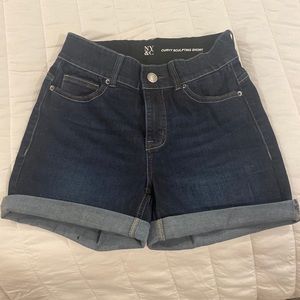 New York & Co jean shorts size 4